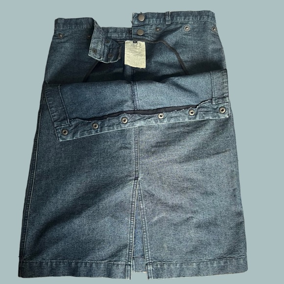 Joseph denim skirt, mid length with stud accents front & sides Pre-loved vgc. - Picture 5 of 8